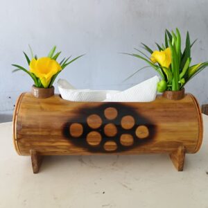 Elegant bamboo tissue case with floral pattern