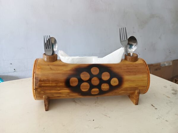 Bamboo tissue sholder